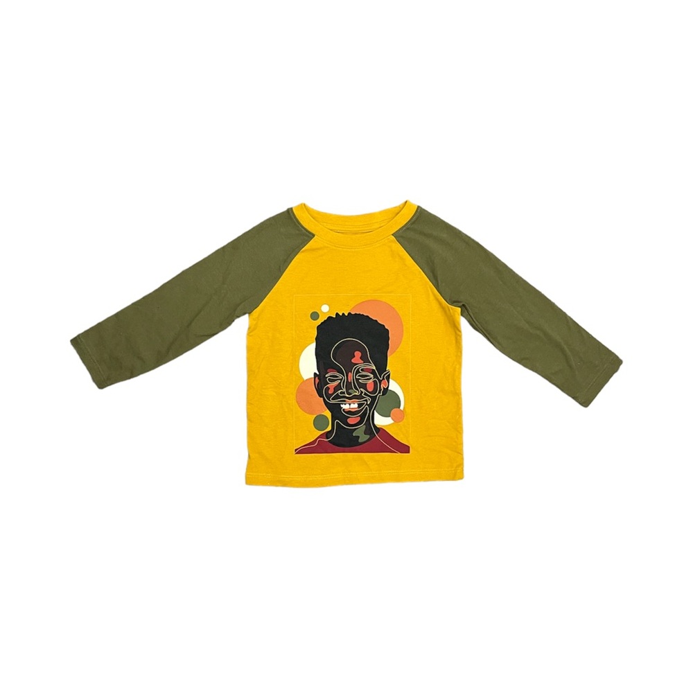 Beautiful black art graphic tee